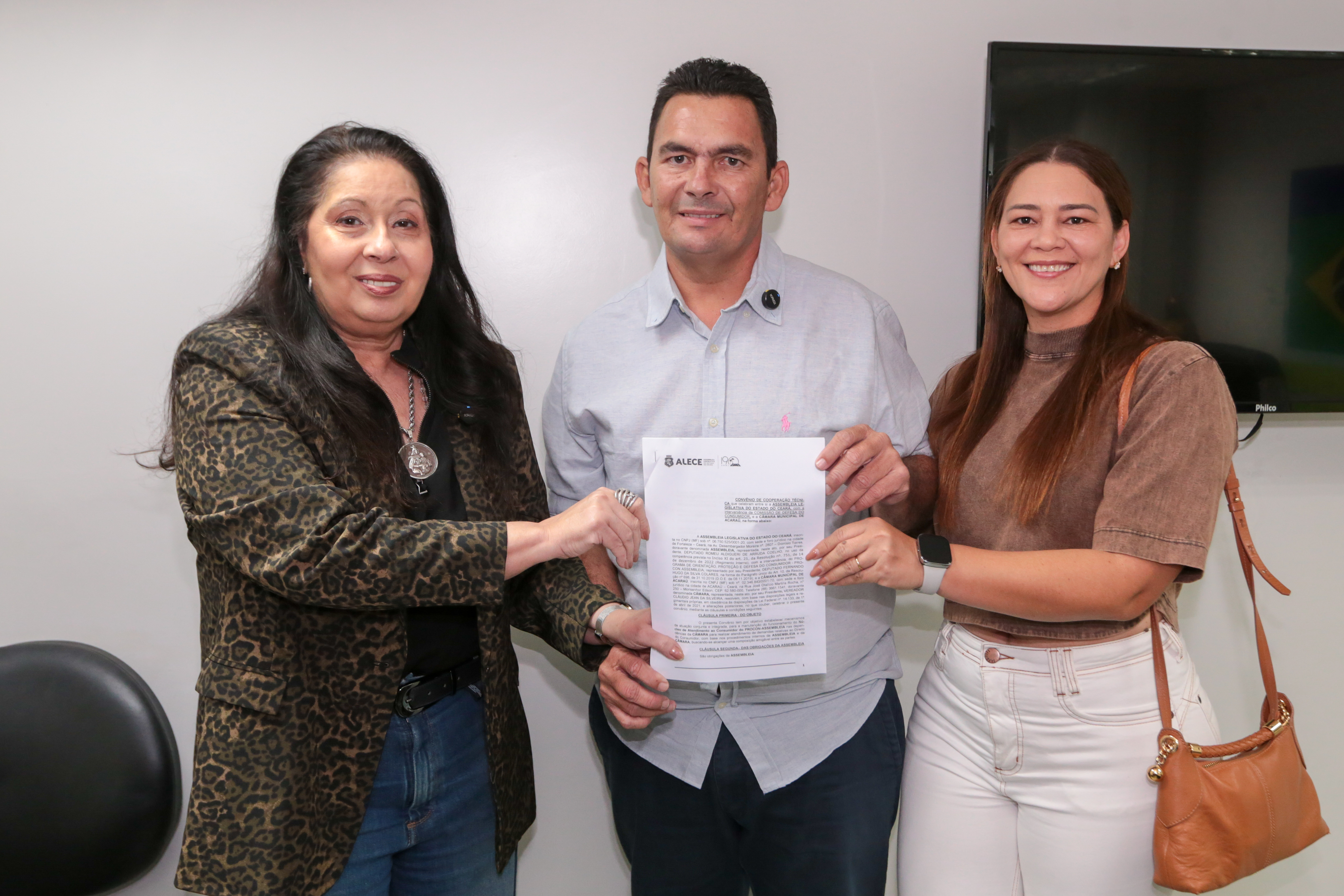 Alece e Câmara de Acaraú assinam convênio para implantação de núcleo do Procon