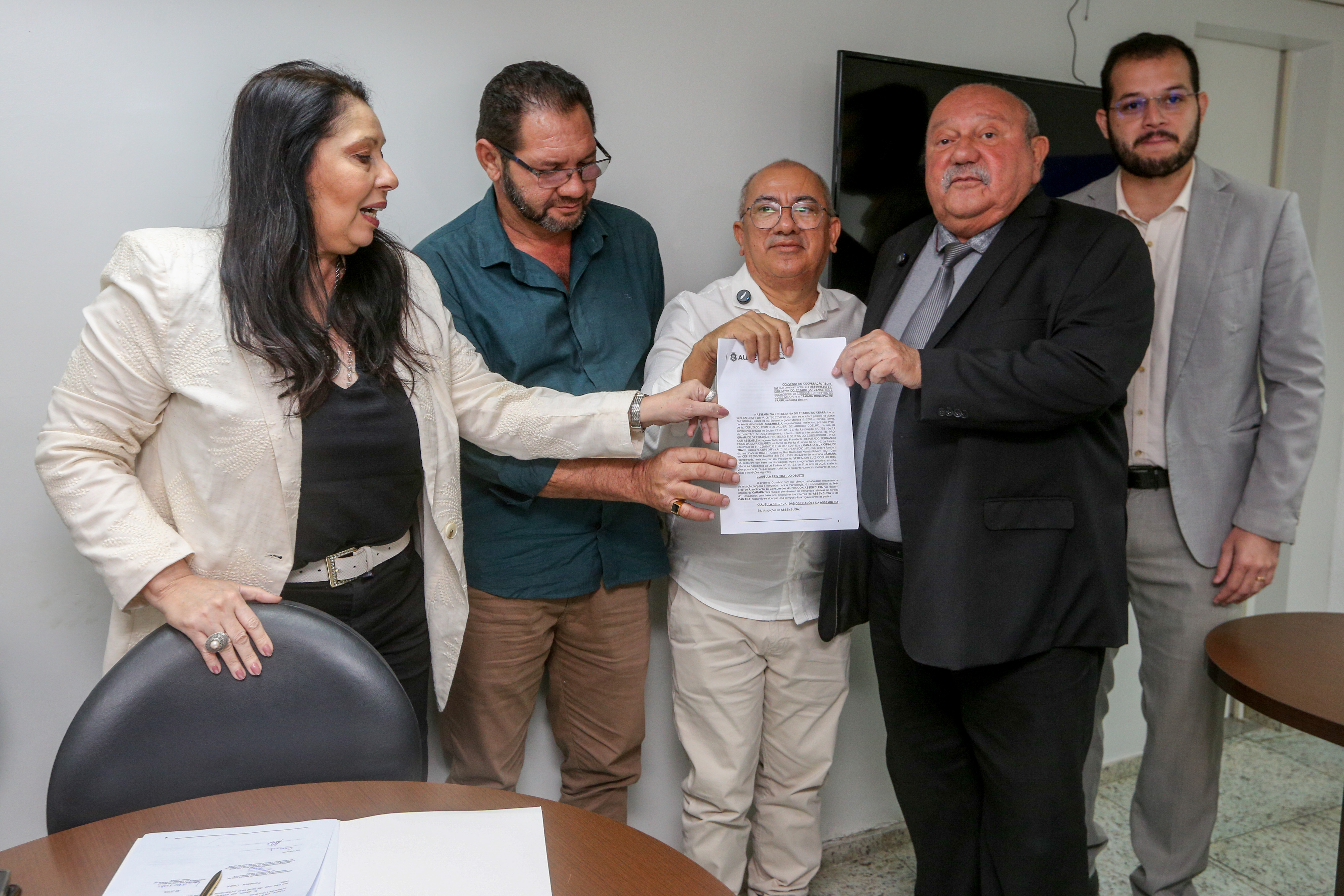 Procon Alece firma convênio para instalação de núcleo em Trairi