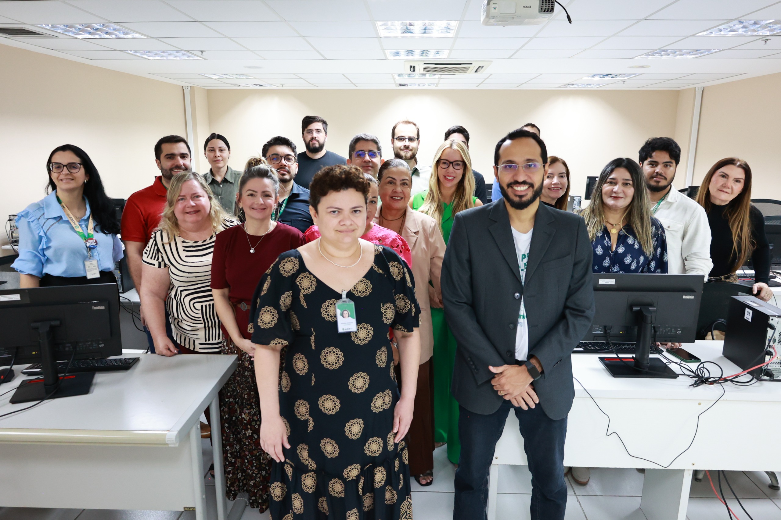 Procon Alece conclui curso de processos internos com servidores